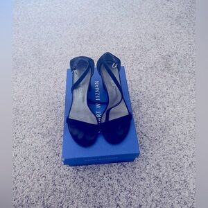 STUART  WEITZMAN nearly nude suede navy blue